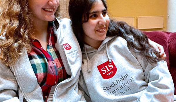 students wearing sis gear